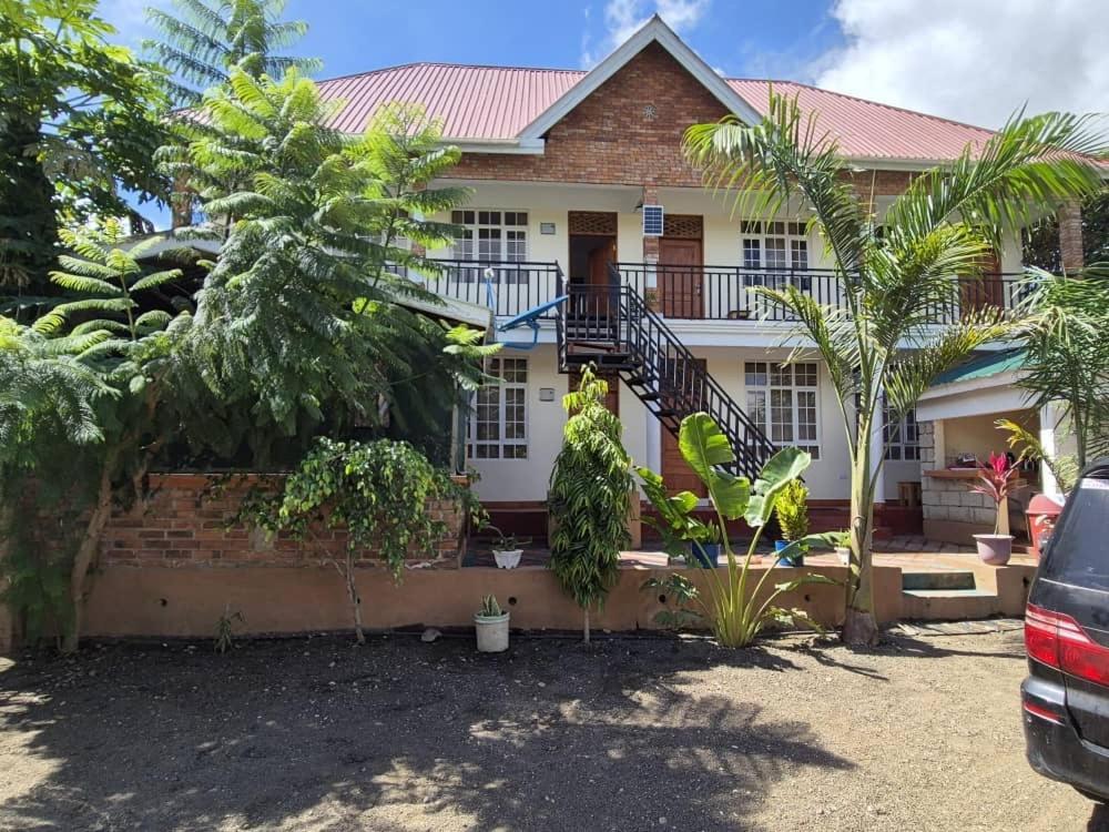Seven Seven B&B 阿鲁沙 外观 照片